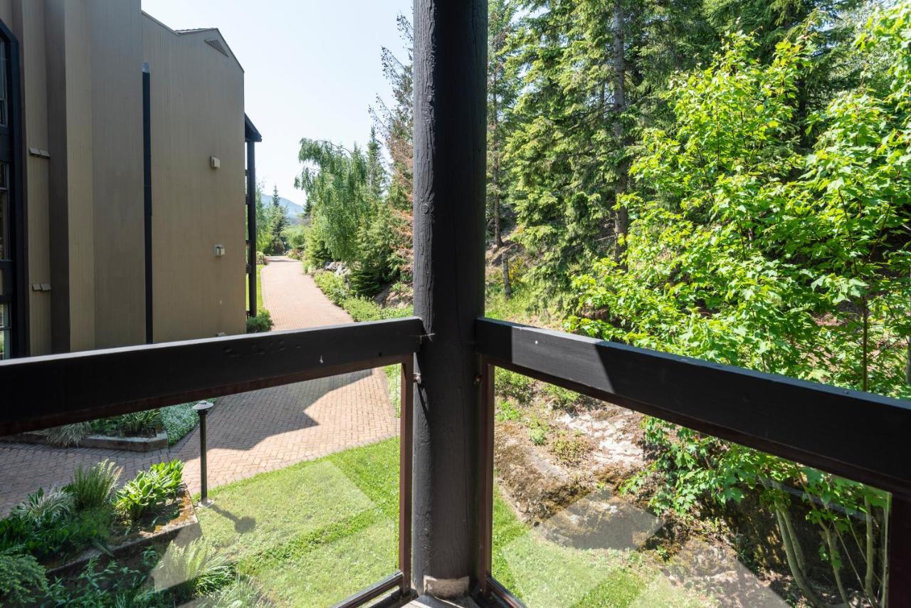 Apartamento The Ironwood On Blueberry Hill Whistler Exterior foto